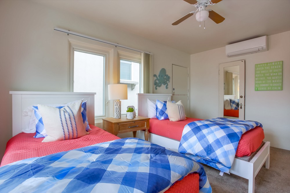 Virtual tour photo 71 of 80 for 3455 Ocean Front Walk #57