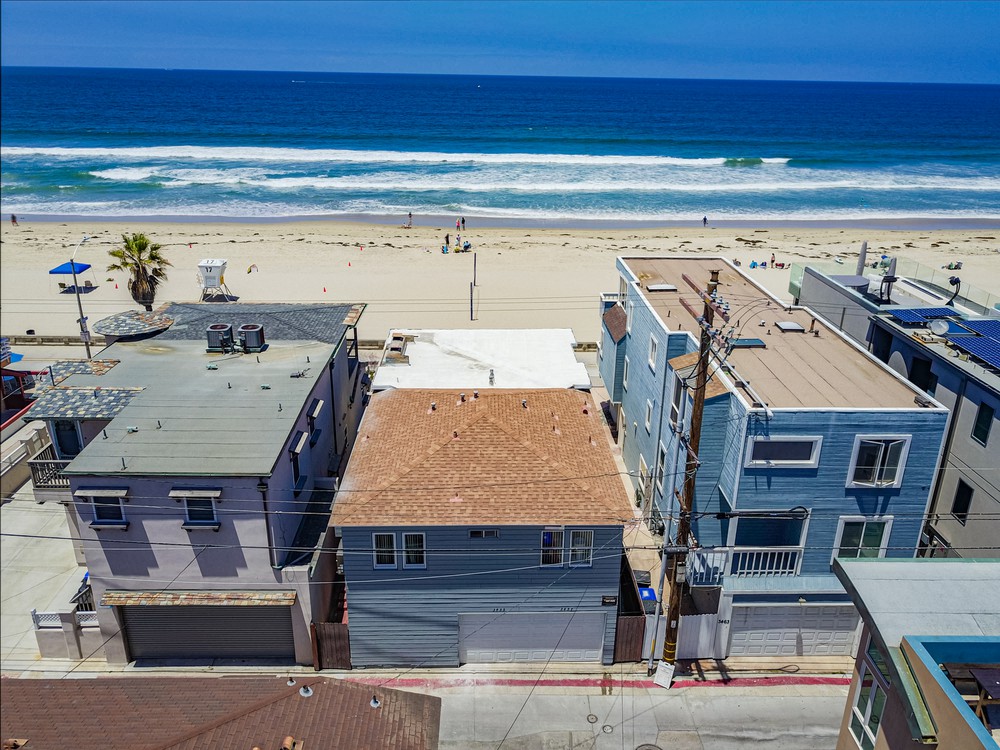 Virtual tour photo 26 of 28 for 3455 Ocean Front Walk