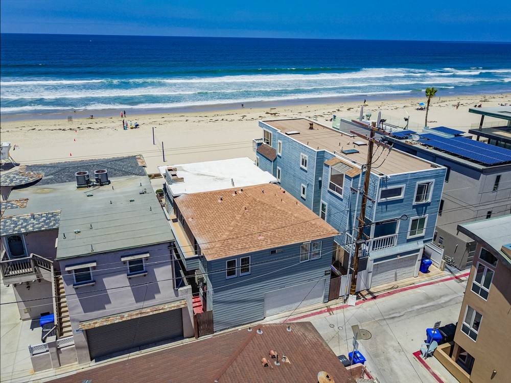 Virtual tour photo 27 of 28 for 3455 Ocean Front Walk