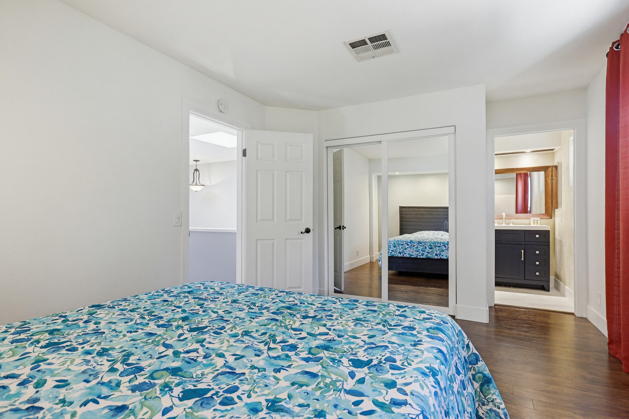 Virtual tour photo 42 of 84 for 34550 Calle Naranja