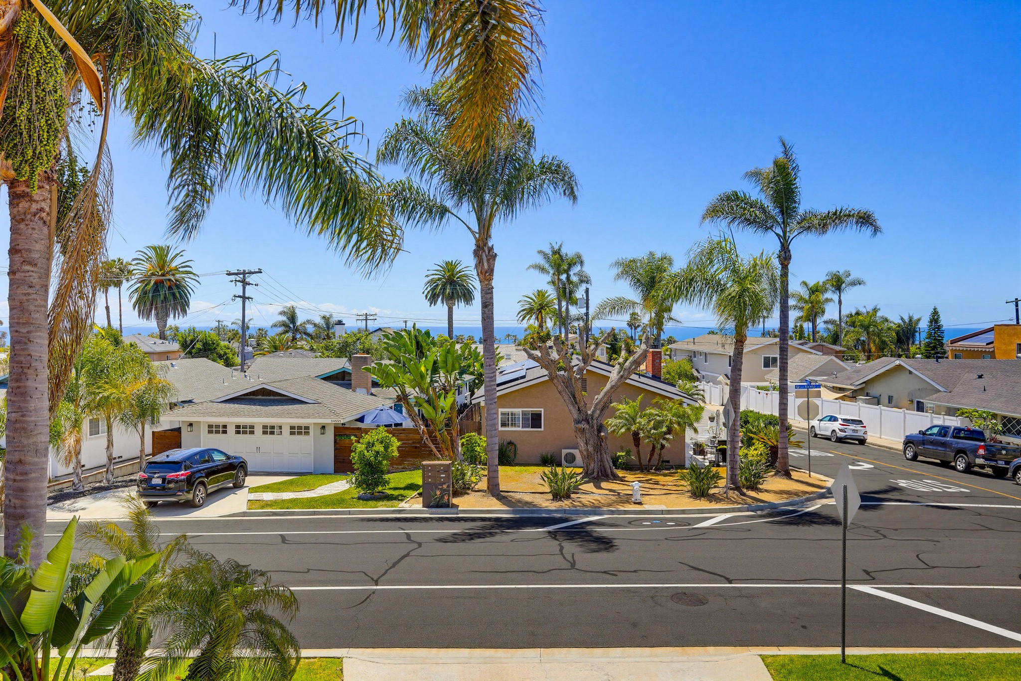Virtual tour photo 65 of 84 for 34550 Calle Naranja