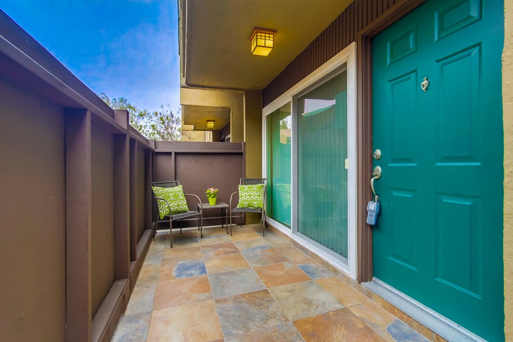 Virtual tour photo 4 of 32 for 3456 Castle Glen Dr #173