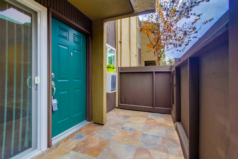 Virtual tour photo 6 of 32 for 3456 Castle Glen Dr #173