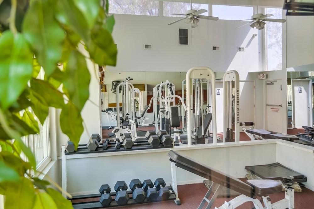Virtual tour photo 31 of 32 for 3456 Castle Glen Dr #173