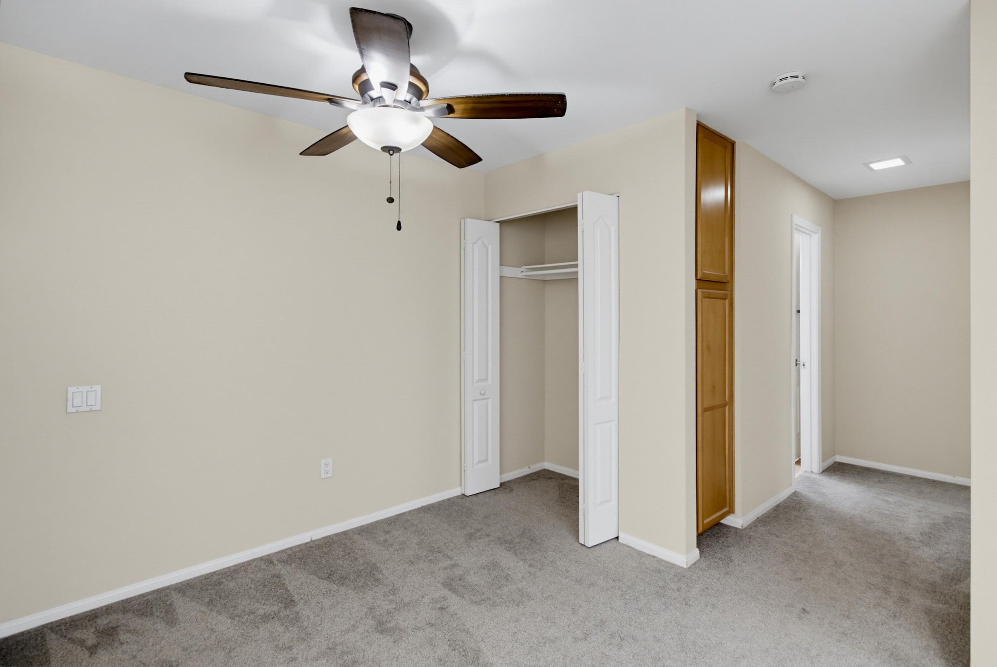 Virtual tour photo 10 of 40 for 3456 Castle Glen Dr