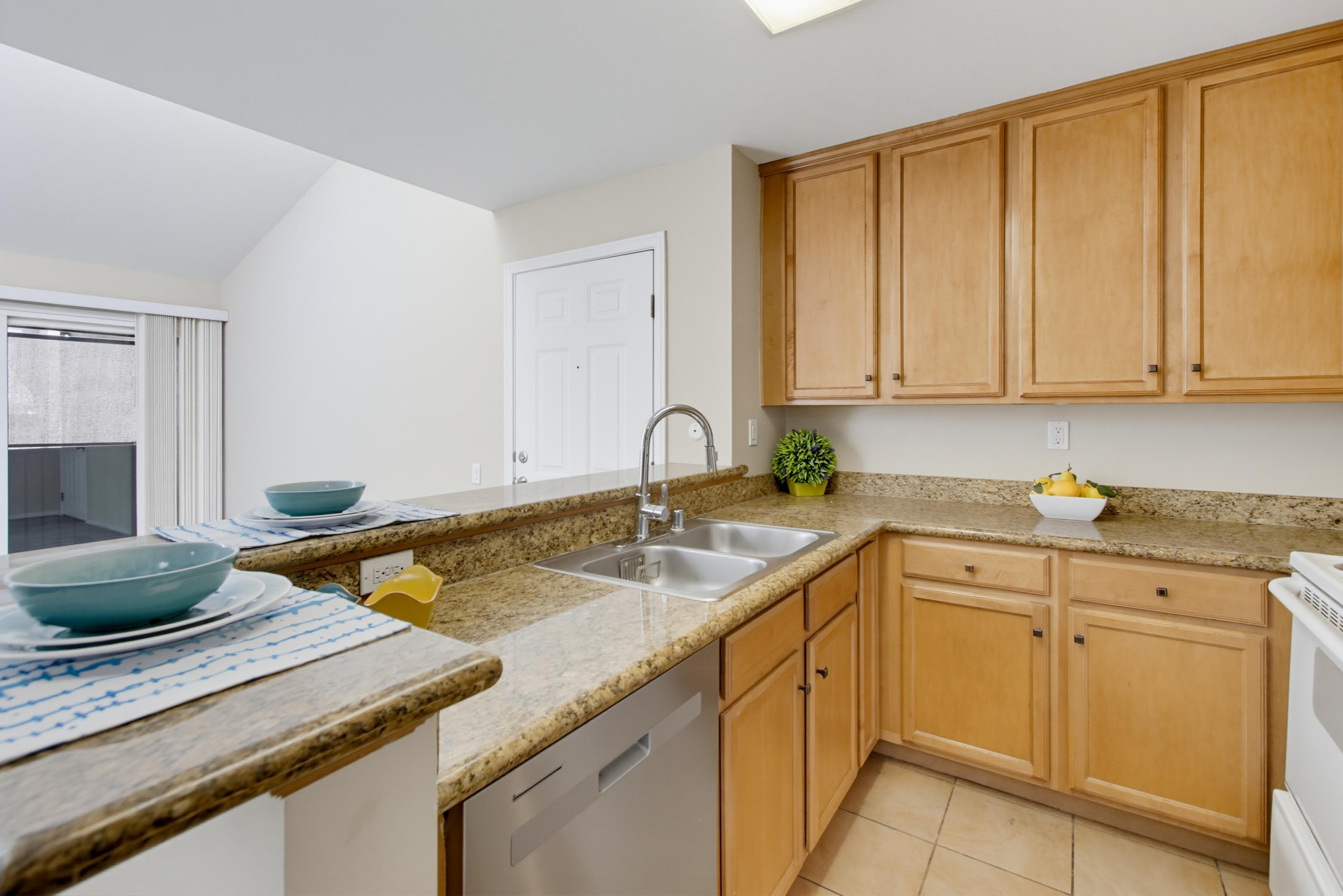 Virtual tour photo 13 of 40 for 3456 Castle Glen Dr