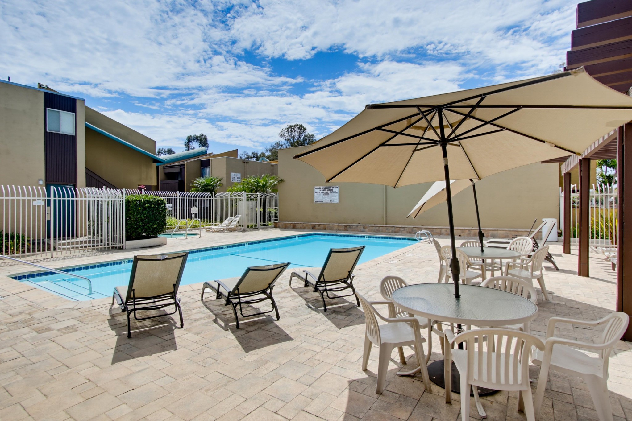 Virtual tour photo 33 of 40 for 3456 Castle Glen Dr