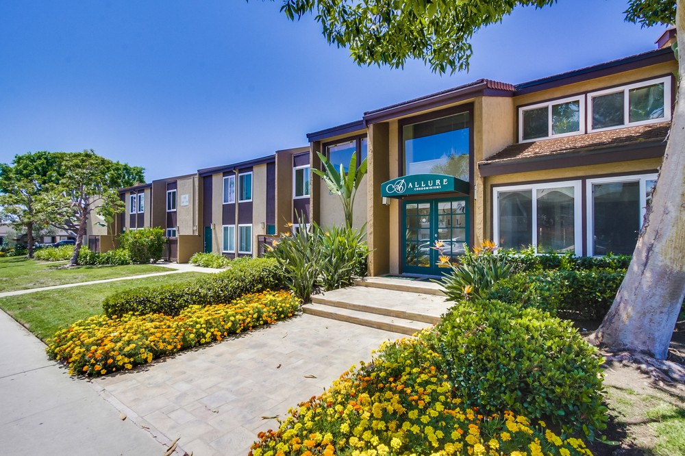 Virtual tour photo 1 of 32 for 3456 Castle Glen Drive #284