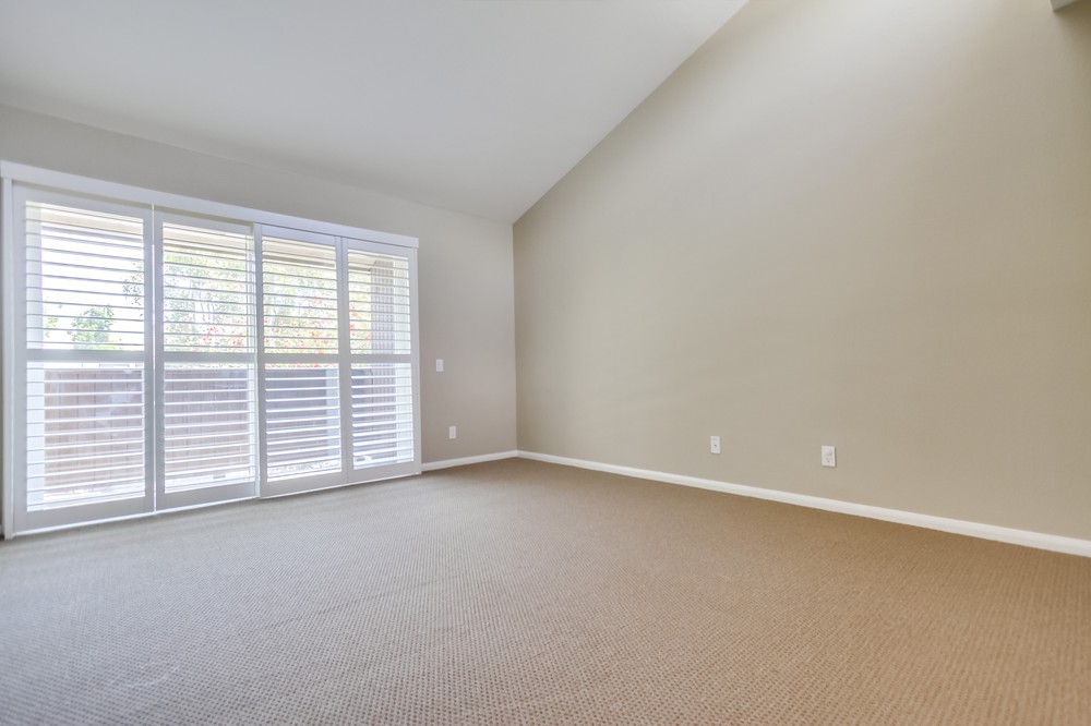 Virtual tour photo 9 of 32 for 3456 Castle Glen Drive #284