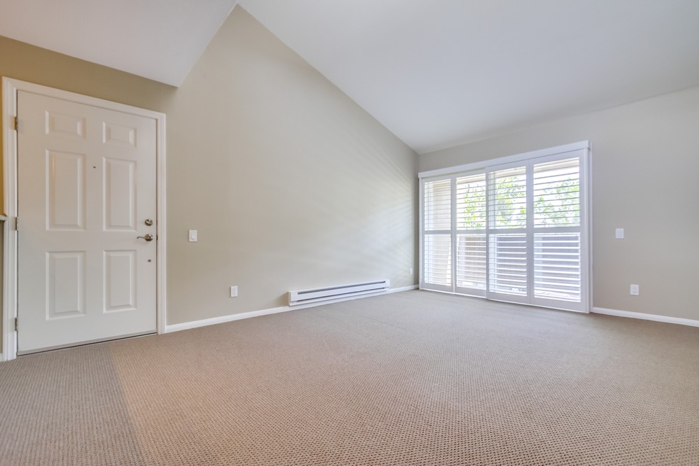 Virtual tour photo 10 of 32 for 3456 Castle Glen Drive #284