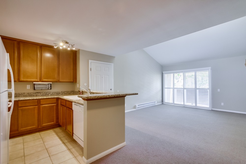 Virtual tour photo 17 of 32 for 3456 Castle Glen Drive #284