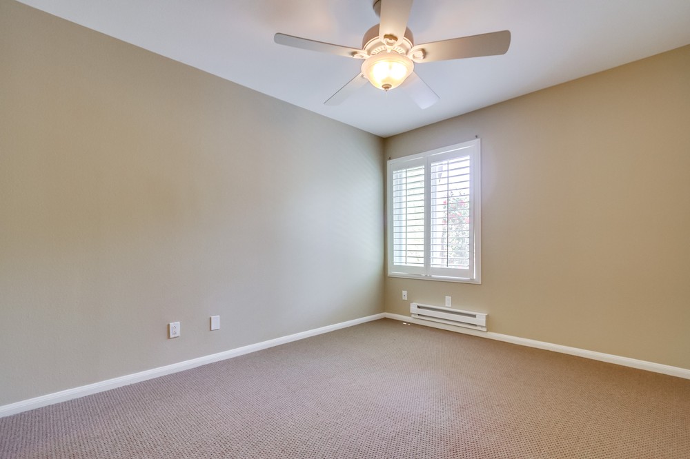 Virtual tour photo 23 of 32 for 3456 Castle Glen Drive #284