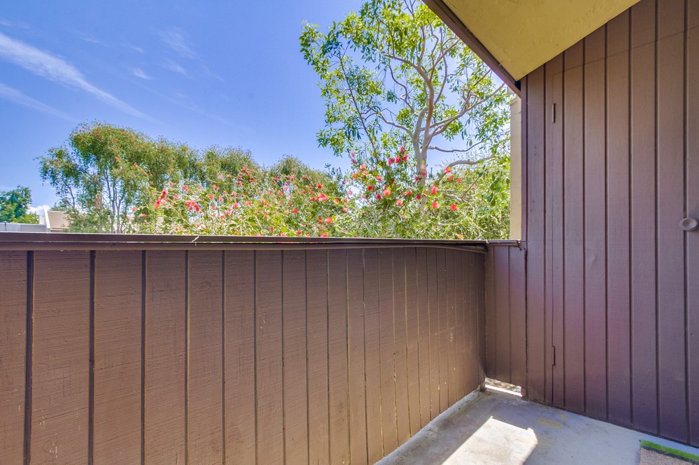 Virtual tour photo 28 of 32 for 3456 Castle Glen Drive #284