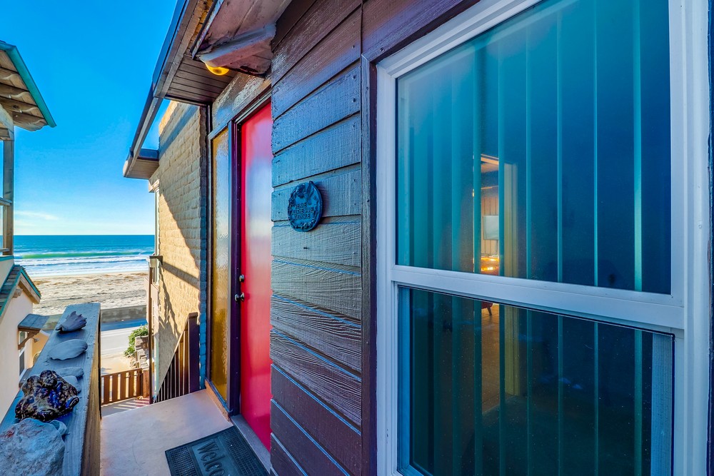 Virtual tour photo 10 of 45 for 3457 Ocean Front Walk