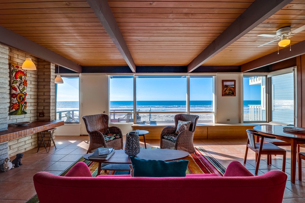 Virtual tour photo 12 of 45 for 3457 Ocean Front Walk
