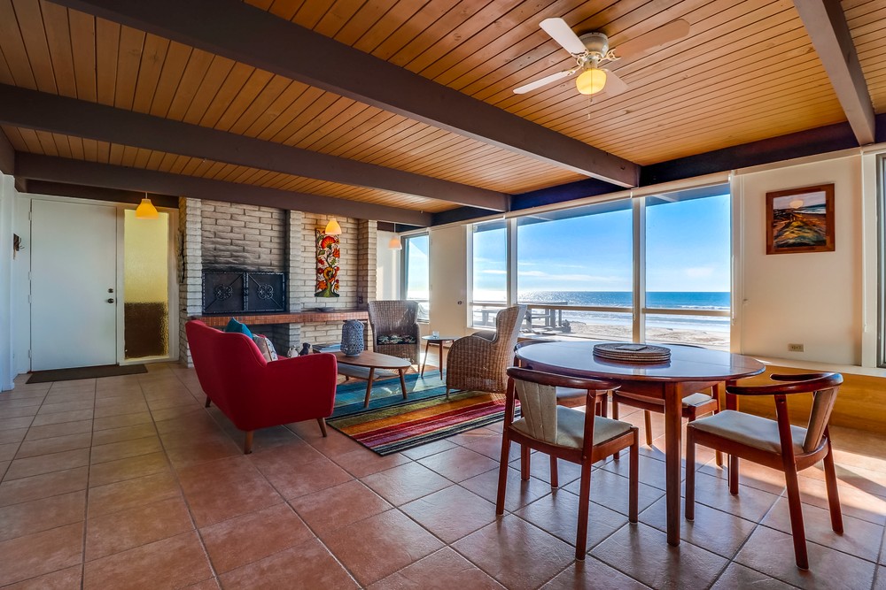Virtual tour photo 13 of 45 for 3457 Ocean Front Walk
