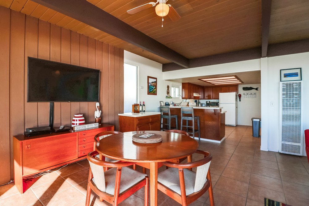 Virtual tour photo 18 of 45 for 3457 Ocean Front Walk