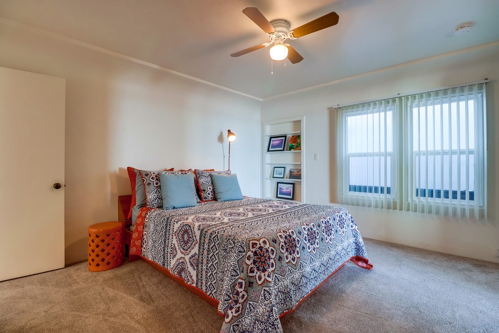 Virtual tour photo 36 of 45 for 3457 Ocean Front Walk