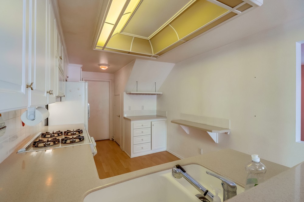 Virtual tour photo 14 of 42 for 3459 Reynard Way NO. B