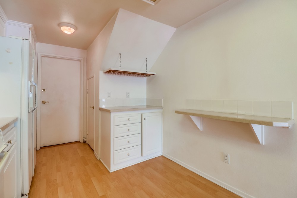 Virtual tour photo 17 of 42 for 3459 Reynard Way NO. B