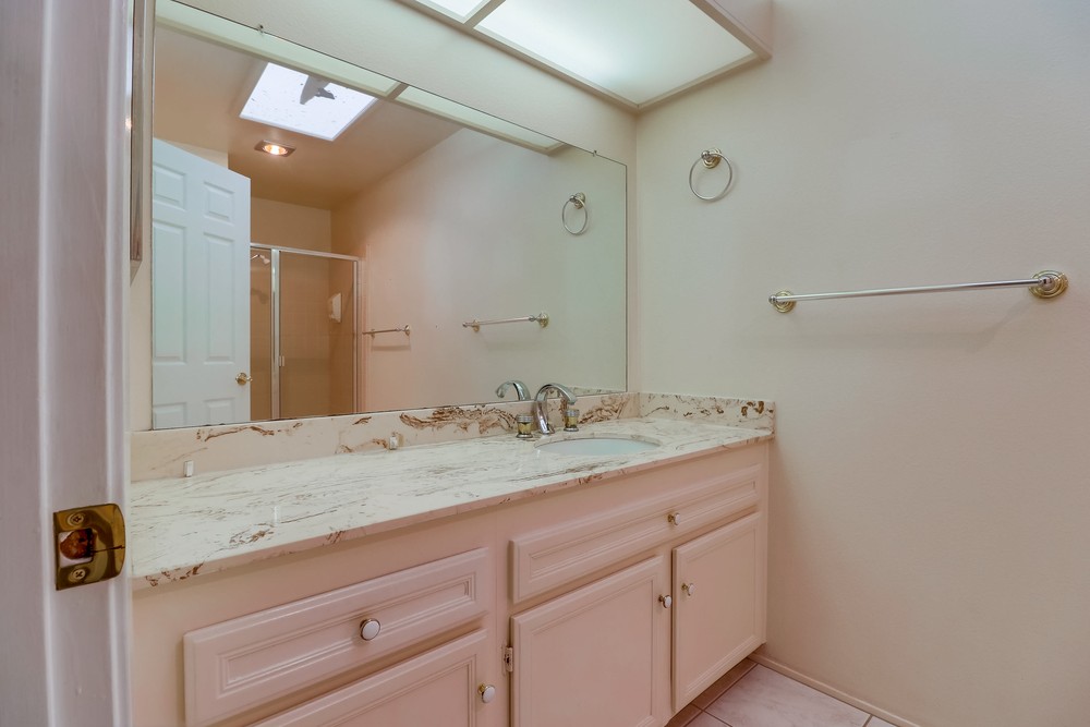 Virtual tour photo 34 of 42 for 3459 Reynard Way NO. B
