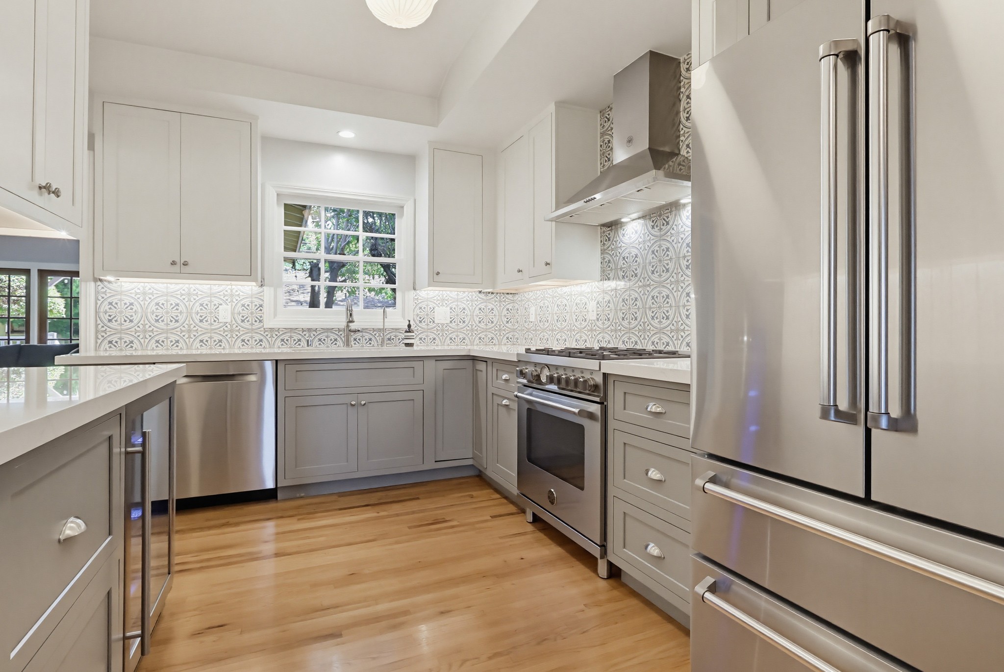 Virtual tour photo 22 of 81 for 3464 Rose Ave