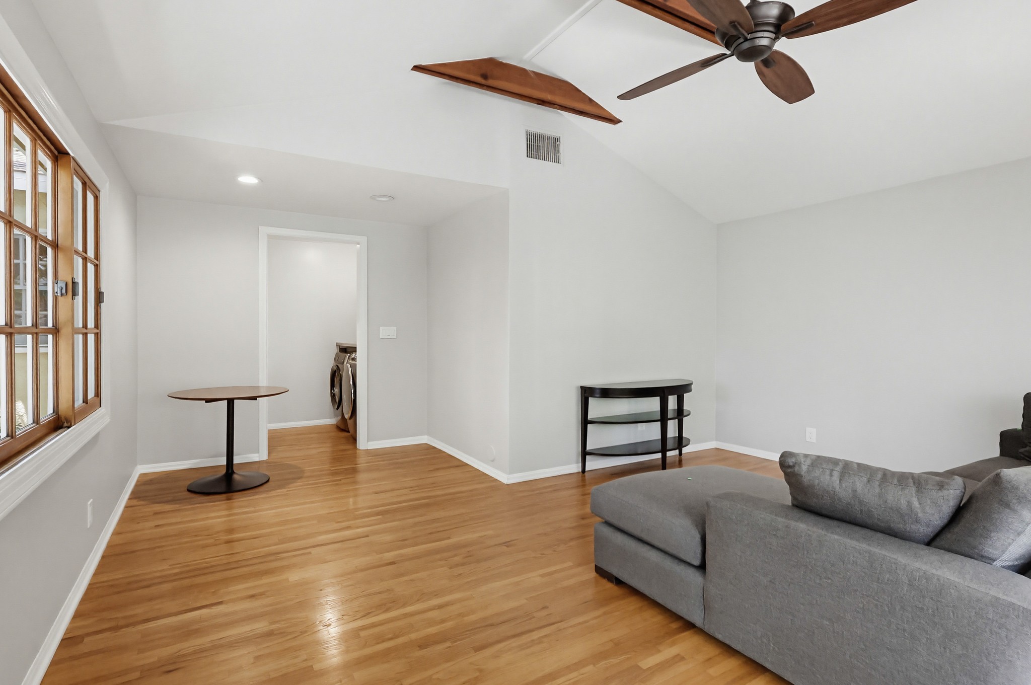 Virtual tour photo 36 of 81 for 3464 Rose Ave