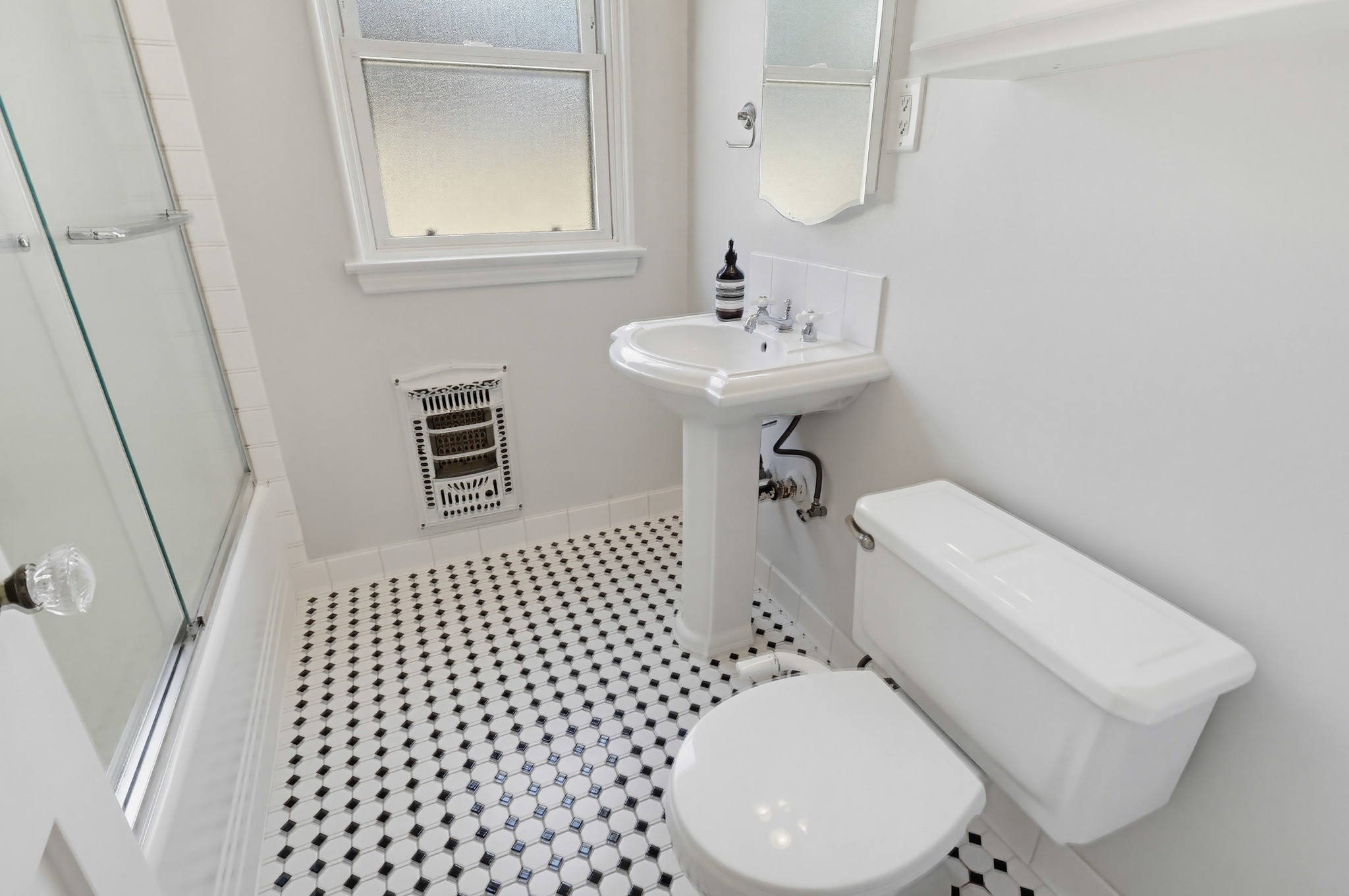Virtual tour photo 41 of 81 for 3464 Rose Ave