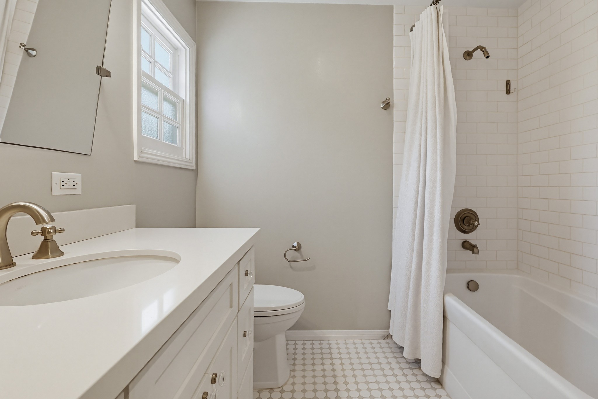Virtual tour photo 56 of 81 for 3464 Rose Ave