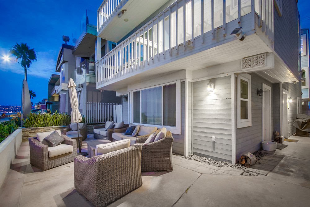 Virtual tour photo 5 of 69 for 3465 Ocean Front Walk