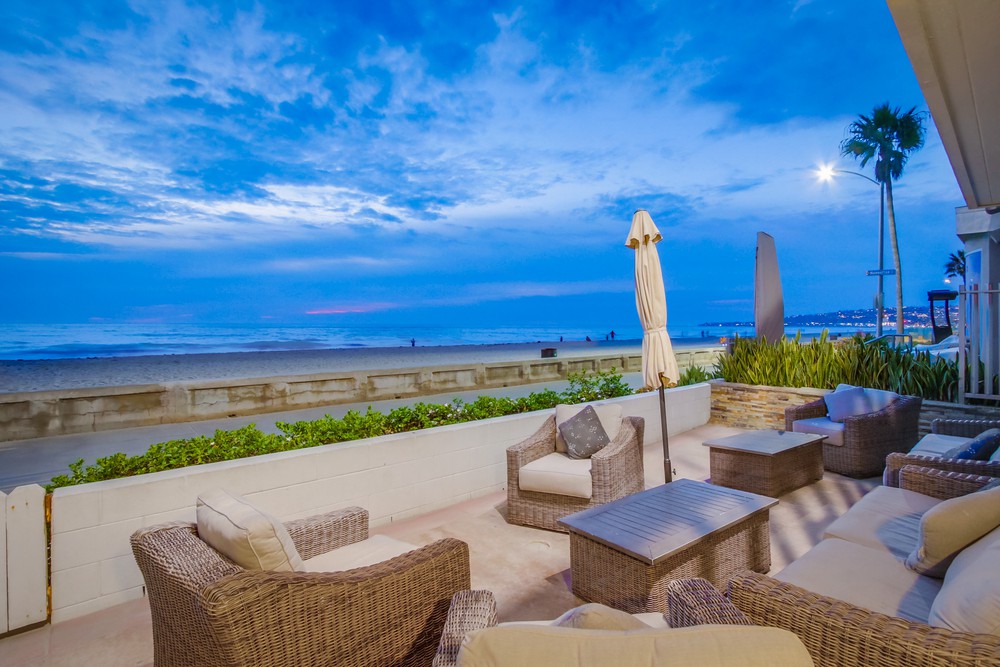 Virtual tour photo 7 of 69 for 3465 Ocean Front Walk