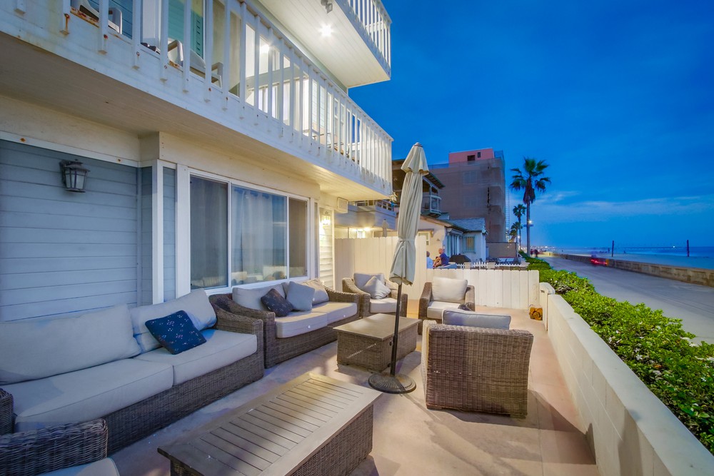 Virtual tour photo 8 of 69 for 3465 Ocean Front Walk