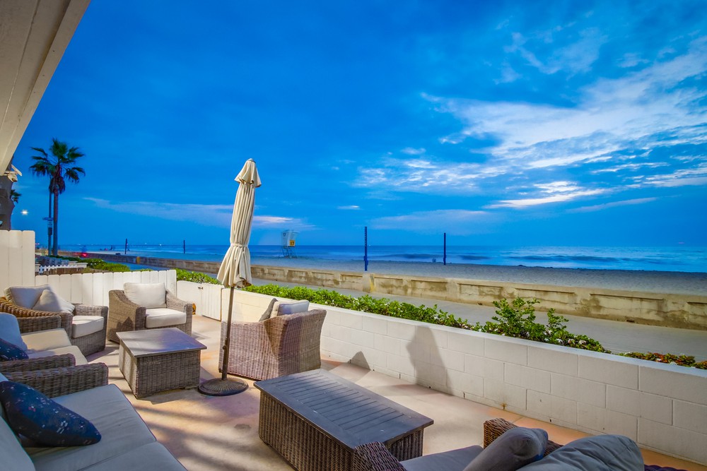 Virtual tour photo 9 of 69 for 3465 Ocean Front Walk