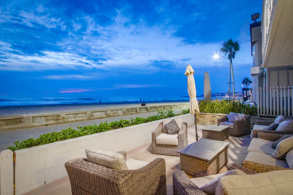 Virtual tour photo 10 of 69 for 3465 Ocean Front Walk