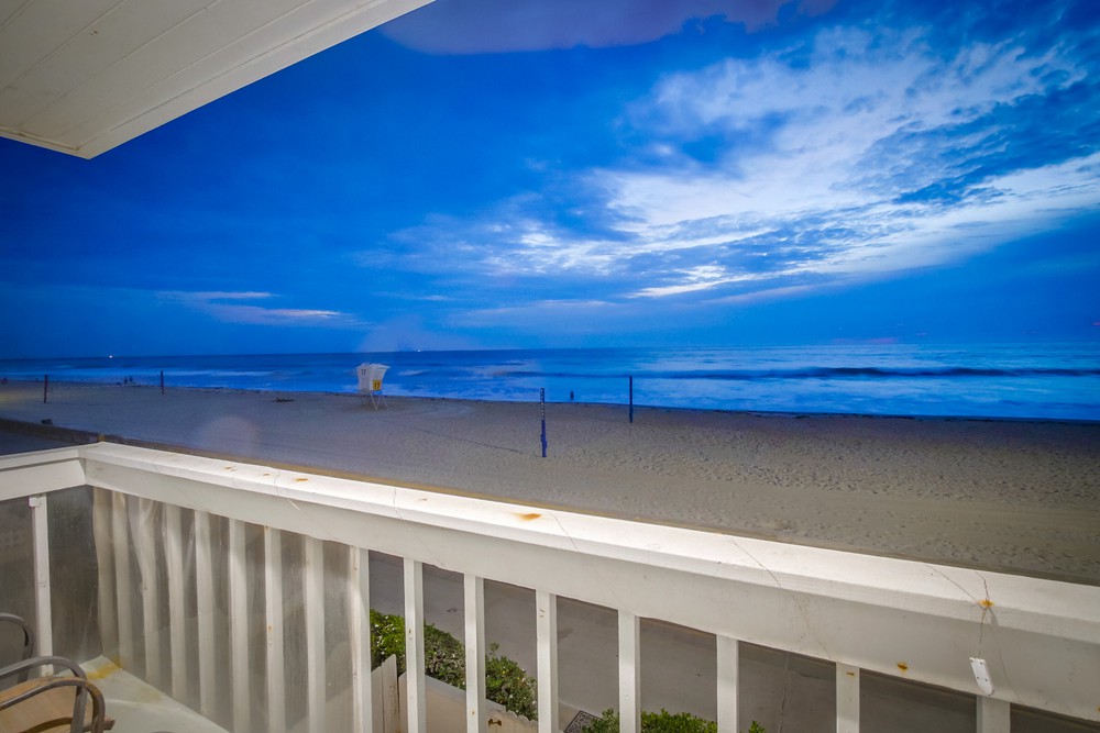 Virtual tour photo 14 of 69 for 3465 Ocean Front Walk