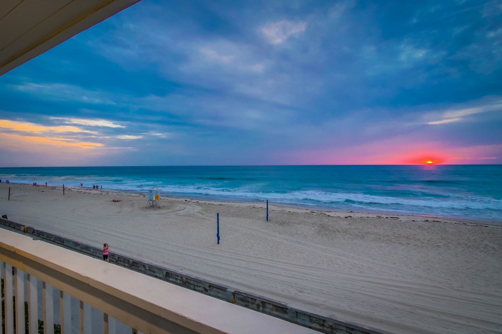 Virtual tour photo 15 of 69 for 3465 Ocean Front Walk