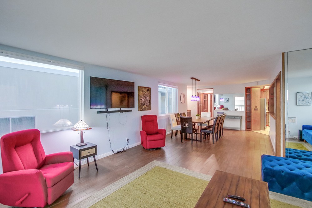 Virtual tour photo 26 of 69 for 3465 Ocean Front Walk