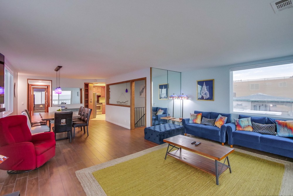 Virtual tour photo 27 of 69 for 3465 Ocean Front Walk