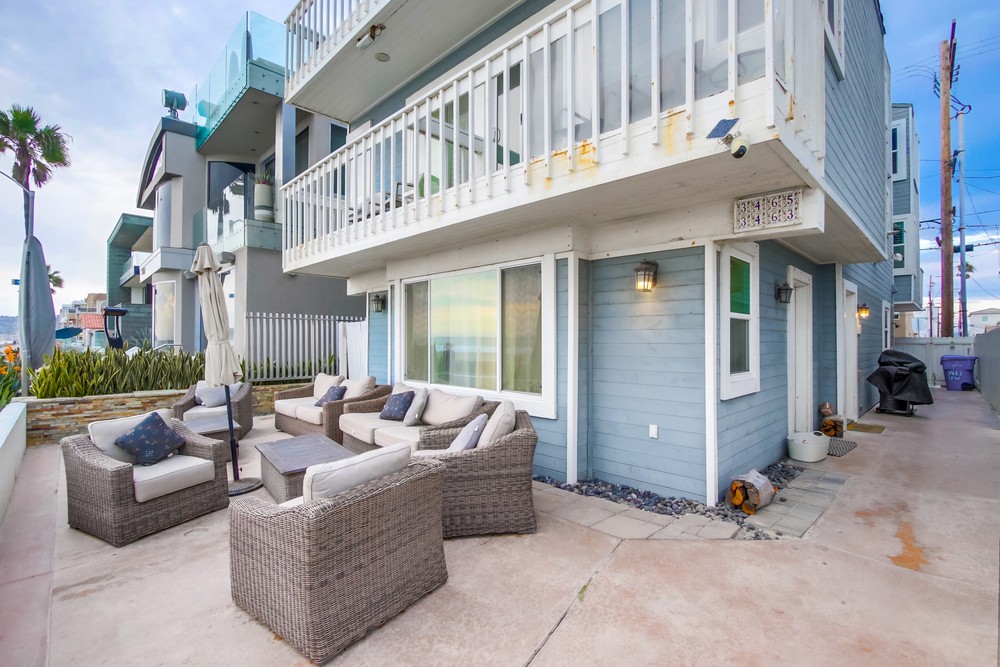 Virtual tour photo 54 of 69 for 3465 Ocean Front Walk