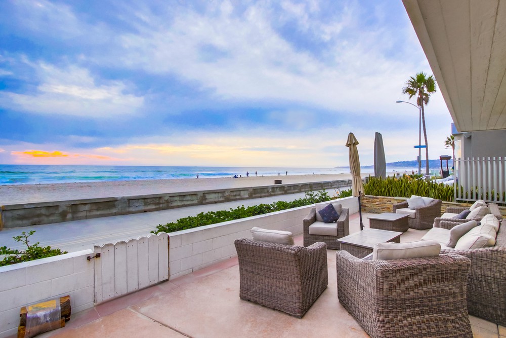 Virtual tour photo 57 of 69 for 3465 Ocean Front Walk