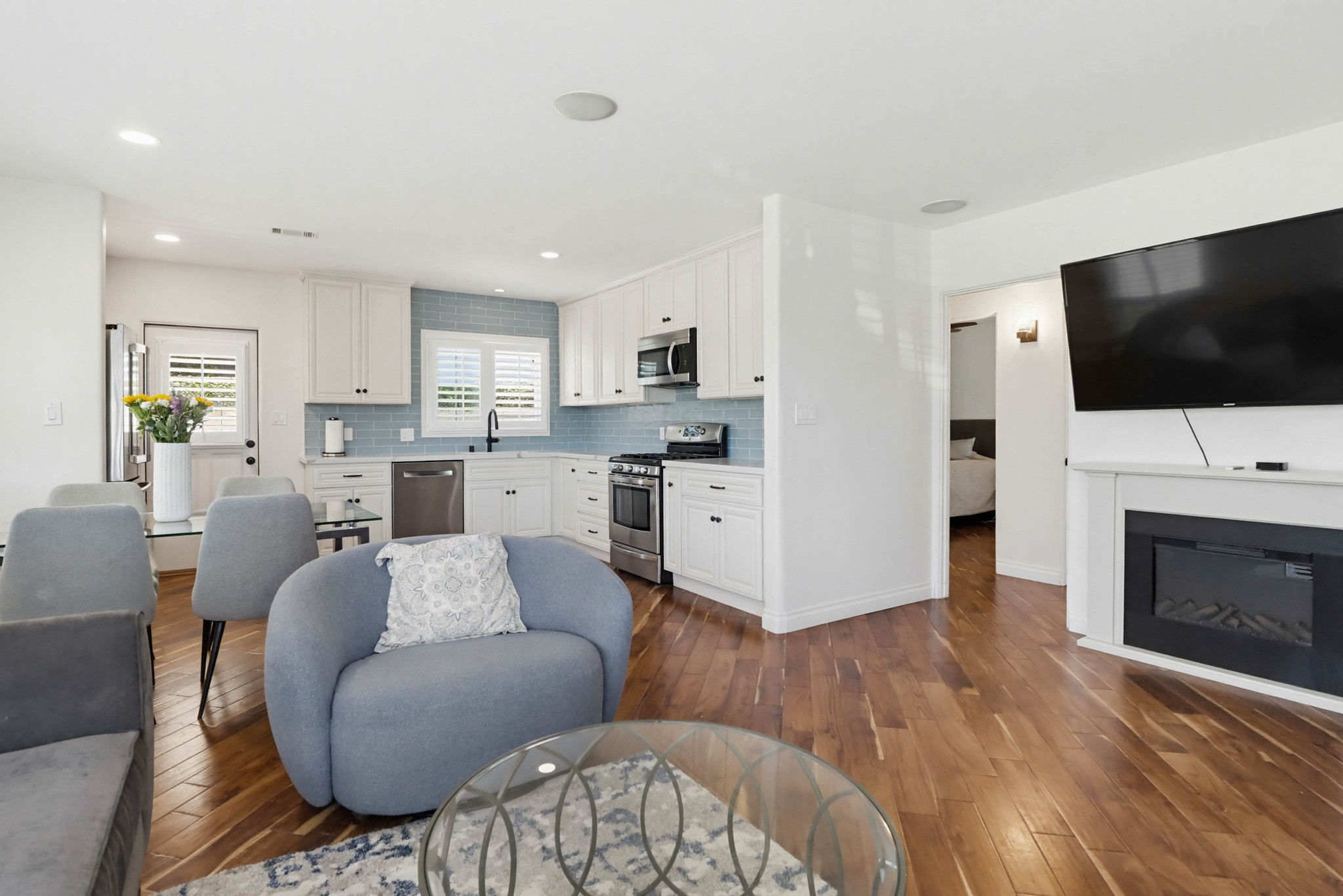 Virtual tour photo 10 of 44 for 3466 Wisteria Dr