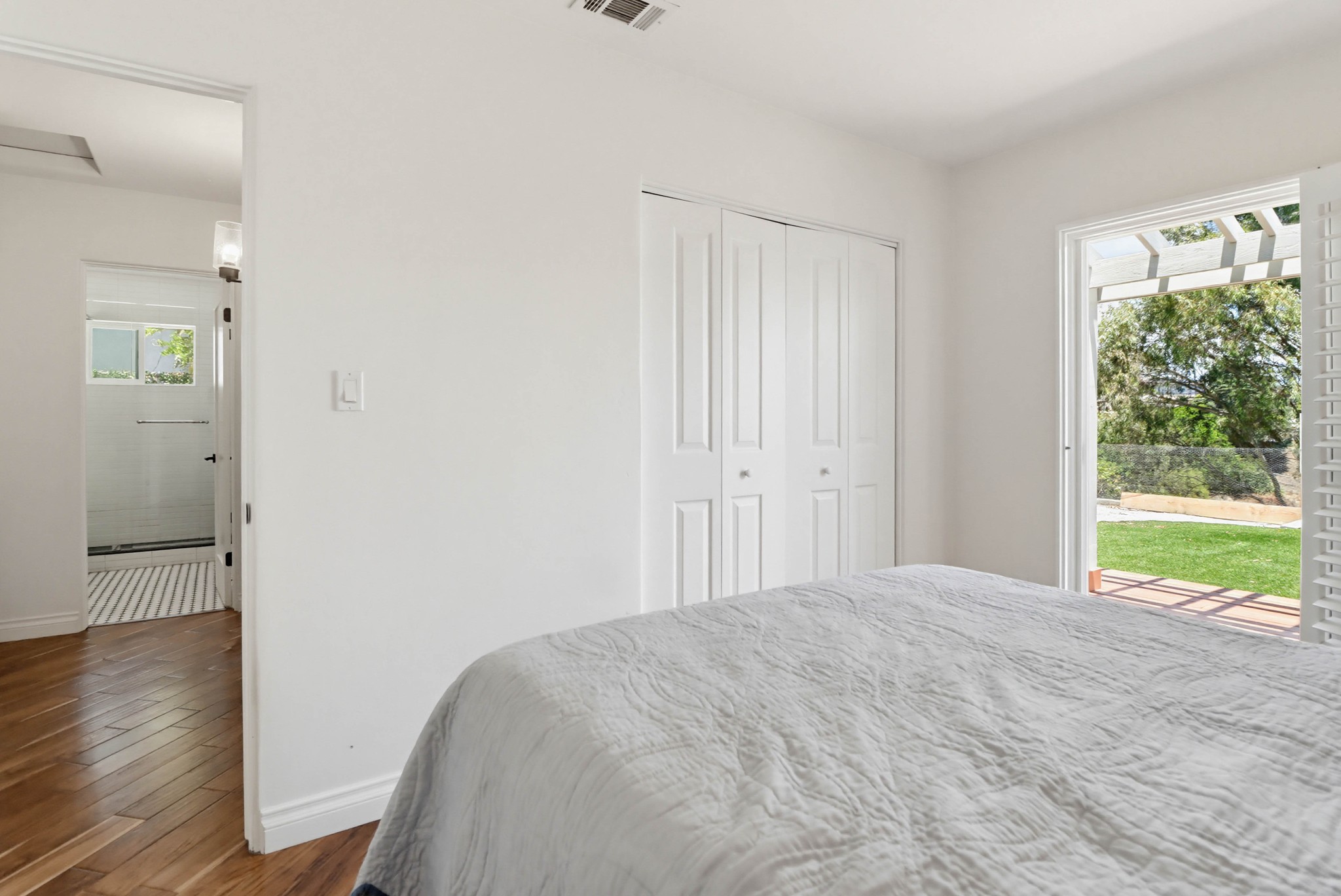 Virtual tour photo 29 of 44 for 3466 Wisteria Dr