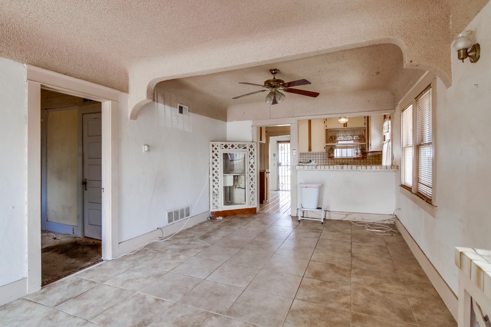 Virtual tour photo 8 of 31 for 3468 Meade Ave