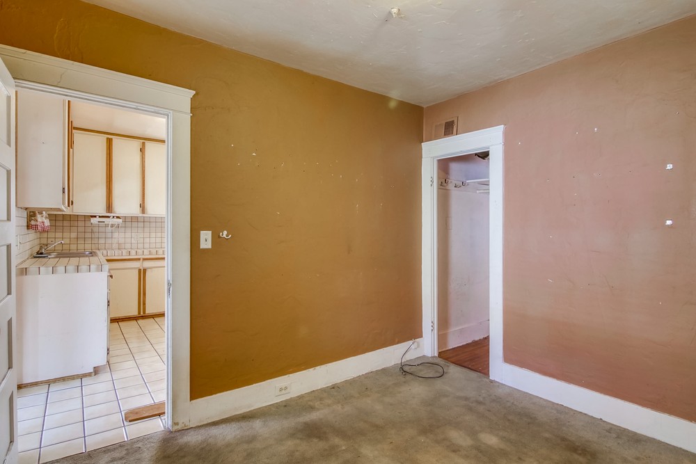 Virtual tour photo 21 of 31 for 3468 Meade Ave
