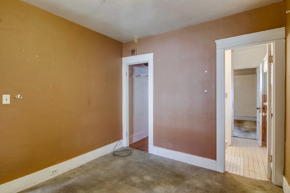 Virtual tour photo 22 of 31 for 3468 Meade Ave