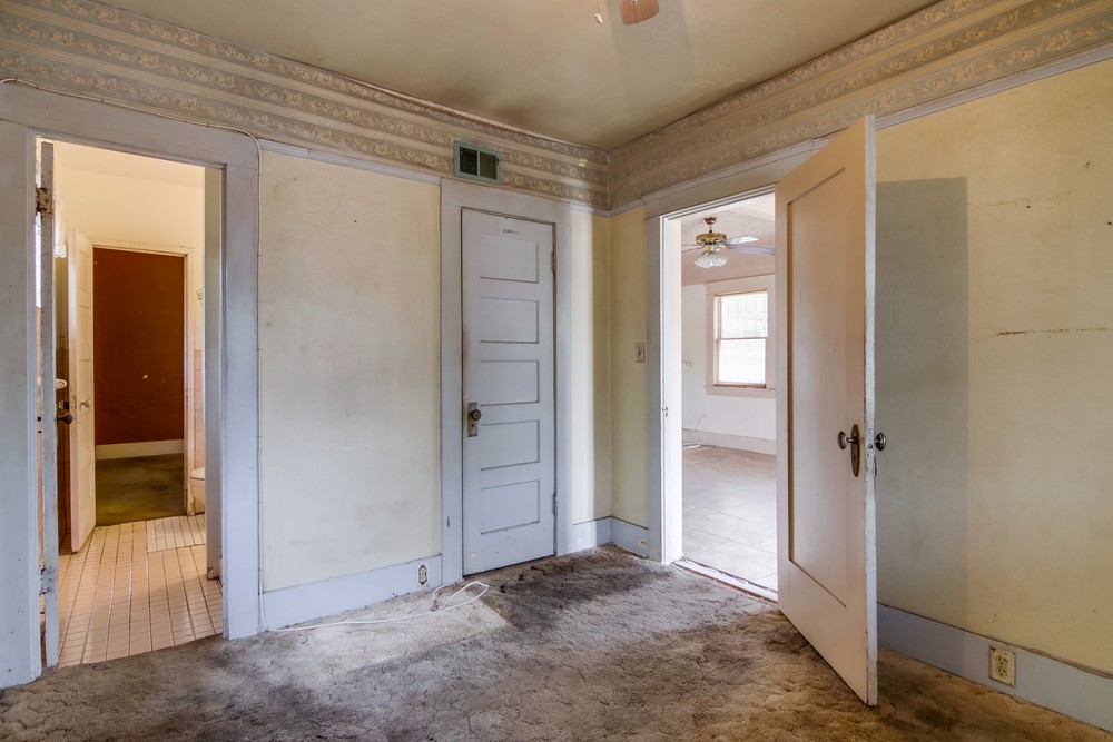 Virtual tour photo 24 of 31 for 3468 Meade Ave