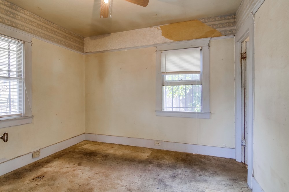 Virtual tour photo 25 of 31 for 3468 Meade Ave