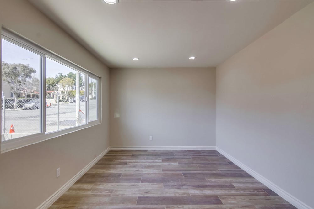 Virtual tour photo 8 of 49 for 347 30th St