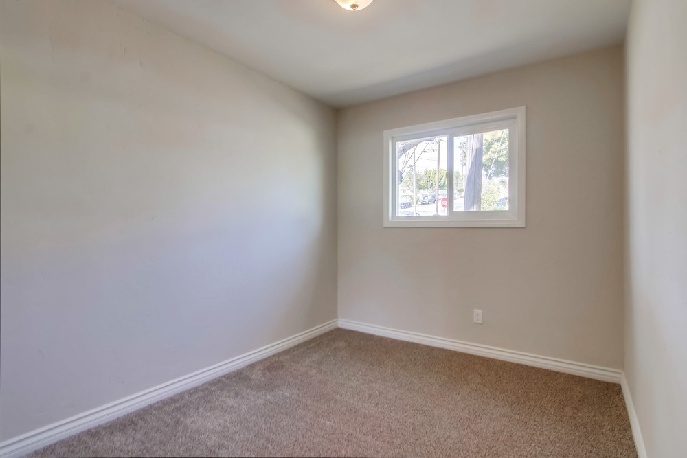 Virtual tour photo 25 of 49 for 347 30th St