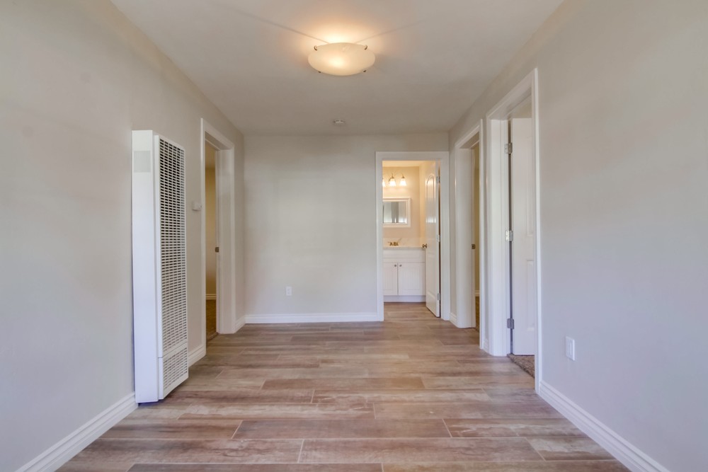 Virtual tour photo 32 of 49 for 347 30th St
